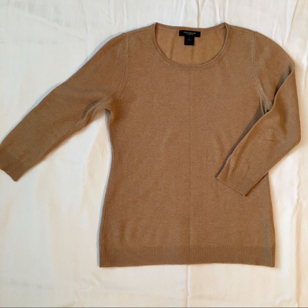 Ann Taylor Cashmere Sweater size small